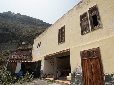 Venta de casa con terraza en Santa María de Guía, Bodicaria