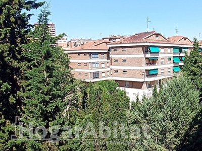 Venta de piso con terraza en barrio pinilla (Zamora), Zamora