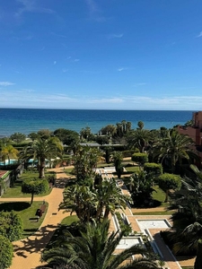 Alquiler de ático en El Padrón - El Velerín - Voladilla de 3 habitaciones con terraza y piscina