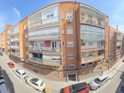 Piso Calle de Angel Larra, Concepción, Madrid