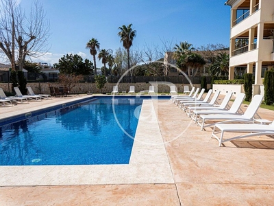 Piso en alquiler en Port de Pollença de 3 habitaciones con terraza y piscina