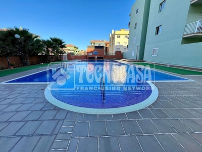 Piso en venta en Las Caletillas-Punta Larga de 1 habitación con piscina y garaje