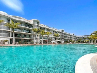 Venta de piso en Palm - Mar de 2 habitaciones con terraza y piscina