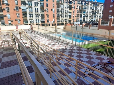 Venta de piso en Valdeastillas - Fuentezuelas de 4 habitaciones con piscina y garaje
