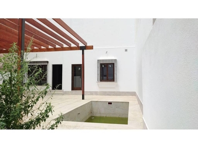 Venta Casa adosada en Calle centro CIUDAD Chiclana de la Frontera. Buen estado con terraza 460 m²