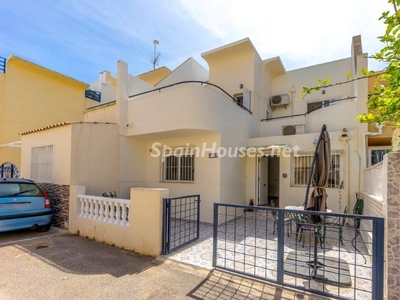 Casa adosada en venta en El Salado, Torrevieja