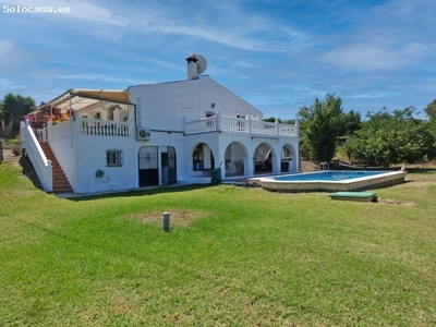 Casa de campo en Venta en Alhaurín el Grande, Málaga