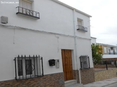 Casa de Pueblo en Venta en La Bobadilla, Jaén