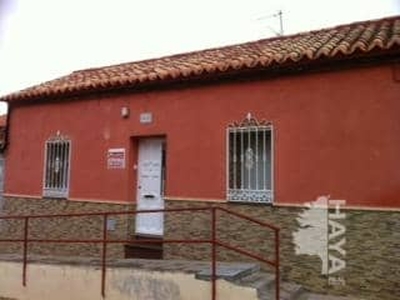 Chalet adosado en venta en Calle Benefica, Bajo, 13597, Puertollano (Ciudad Real)