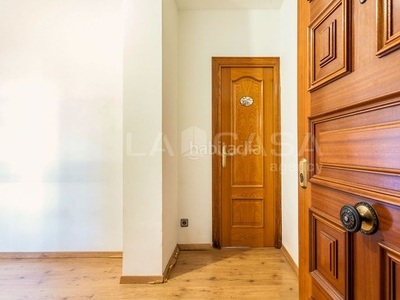 Piso con 3 habitaciones con ascensor y calefacción en Prat de Llobregat (El)