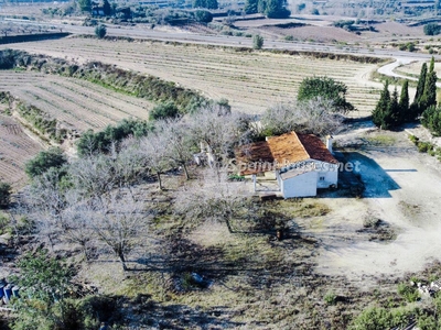 Villa independiente en venta en Albaida