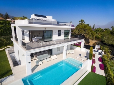 Villa independiente en venta en Marbella