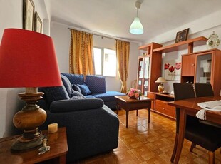 Apartamento de 2 dormitorios en el centro de Arroyo de la Miel, Benalmádena