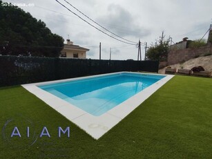 Casa con piscina sol y privacidad en Sant Genís de Palafolls