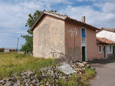 Venta Casa adosada Cudillero. A reformar plaza de aparcamiento