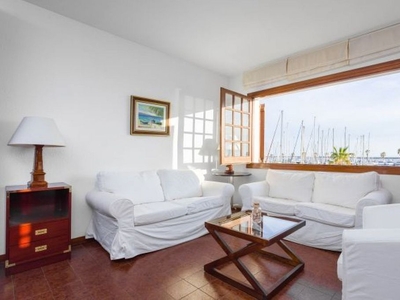 Alquiler de piso en Aiguadolç - Sant Sebastià de 3 habitaciones con garaje y muebles