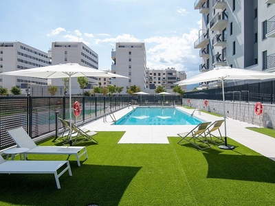 Alquiler de piso en calle Acera Fuente de la Salud de 2 habitaciones con terraza y piscina