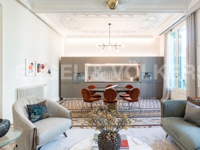 Alquiler piso alquiler apartamento de lujo en casa burés en Barcelona