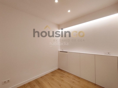 Alquiler piso en alquiler , con 65 m2, 2 habitaciones y 2 baños, aire acondicionado y calefacción individual eléctrica. en Madrid