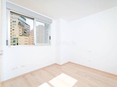 Alquiler piso en maestro rodrigo piso con 2 habitaciones con ascensor en Valencia