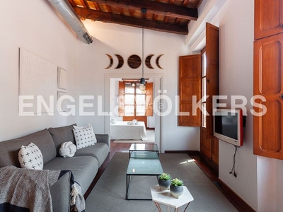 Alquiler piso encantador piso en el corazón en Sant Francesc Valencia