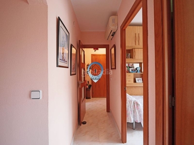 Ático apartamento soleado con espacios amplios, perfecto para comenzar vuestra nueva vida. en Sant Feliu de Guíxols