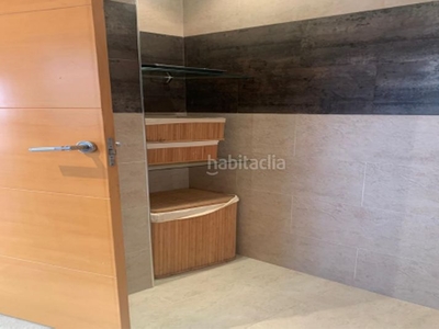 Ático con 3 habitaciones con ascensor, piscina y aire acondicionado en Fuengirola