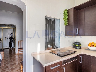 Casa con 4 habitaciones con aire acondicionado en San Juan de Aznalfarache