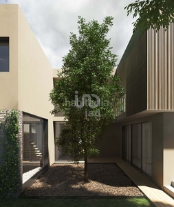 Casa con 5 habitaciones con parking, piscina, calefacción y jardín en Premià de Dalt
