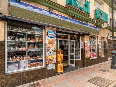 Casa local comercial con buena ubicación en el centro en Fuengirola