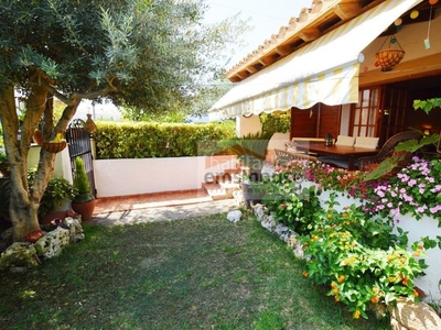 Casa soleada vivienda unifamiliar con piscina y jardin comunitario en Sant Antoni de Calonge
