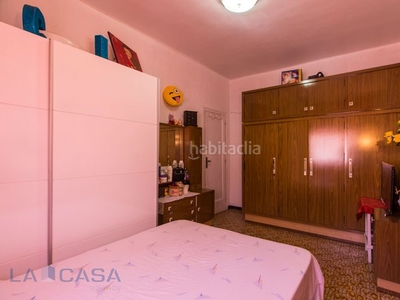 Piso con 3 habitaciones amueblado con calefacción, aire acondicionado y vistas a la montaña en Hospitalet de Llobregat (L´)