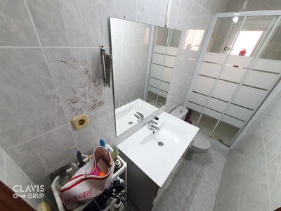 Piso , con 49 m2, 3 habitaciones y 1 baños, aire acondicionado y calefacción aire acondicionado con bomba de calor. en Barcelona