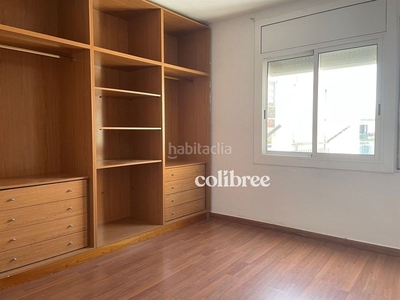 Piso en venta en sant pere de ribes, con 117 m2 y 4 habitaciones y 1 baños. en Vilanova i la Geltrú