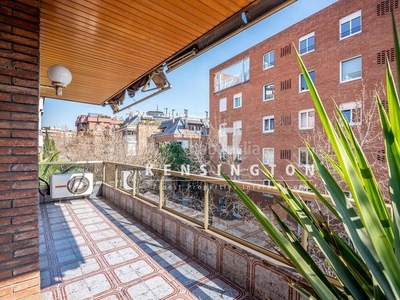 Piso magnífica vivienda de 240 m2 en fleming. ubicación exclusiva en Barcelona