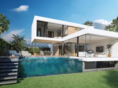 Villa independiente en venta en Paraiso-Borronal, Estepona