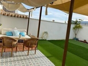 Apartamento de Lujo junto la playa, supermercados..