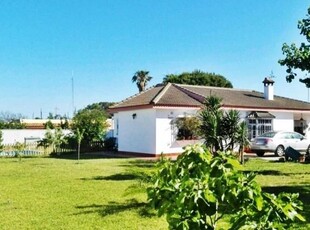 Chalet en Chiclana de la Frontera