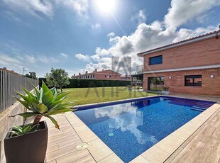 Chalet en venta en Cabrera de Mar, Barcelona