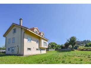 ESTUPENDA CASA DE 3 HABITACIONES EN ANCEIS (CAMBRE)