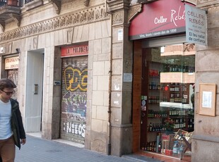 Vinoteca en Venta en Comte Borrell, Barcelona: Tu Oportunidad en el Corazón del Barrio de Sant Antoni Venta L'Antiga Esquerra de l'Eixample