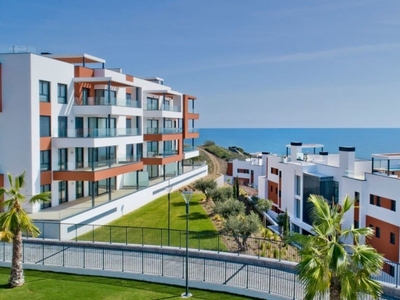 Apartamento en venta en Benalmadena Costa, Benalmádena, Málaga