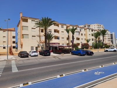 Apartamento en venta en La Manga del Mar Menor, Murcia