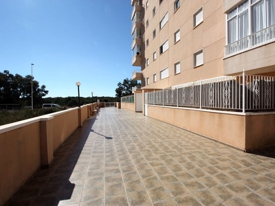 Apartamento en venta en Puerto Deportivo, Guardamar del Segura, Alicante