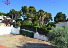 Casa con terreno en Tarragona