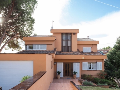 Casa en venta en Bellaterra, Cerdanyola del Vallès, Barcelona