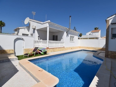 Chalet en venta en La Florida, Orihuela, Alicante