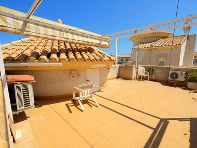 Chalet en venta en La Zenia, Orihuela, Alicante