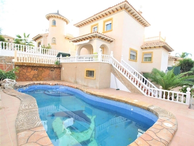 Chalet en venta en Villamartin, Orihuela, Alicante