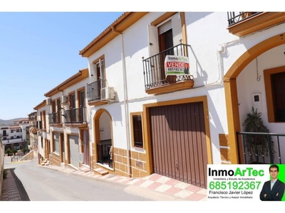 Venta Casa adosada en Calle gran capitan 5 Íllora. Buen estado 144 m²